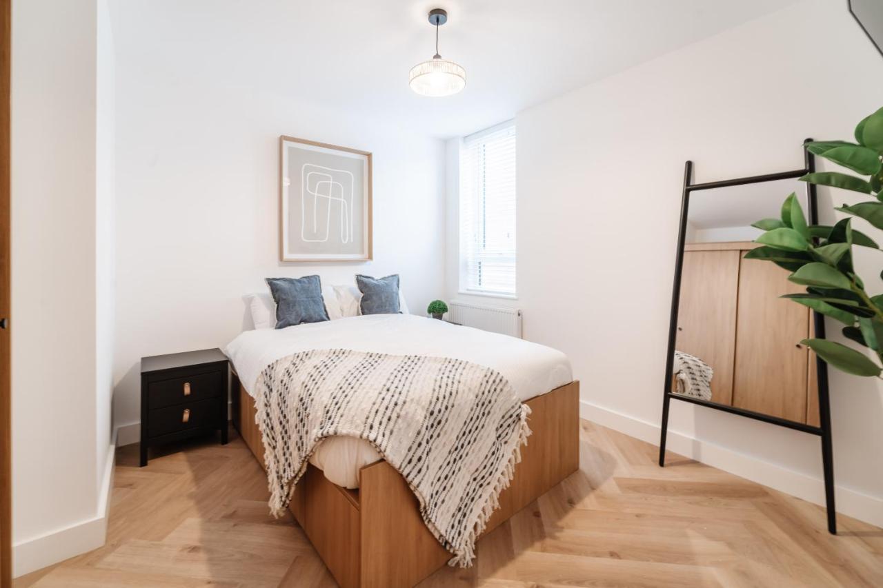Royal House Stylish Apartments - Chester Esterno foto