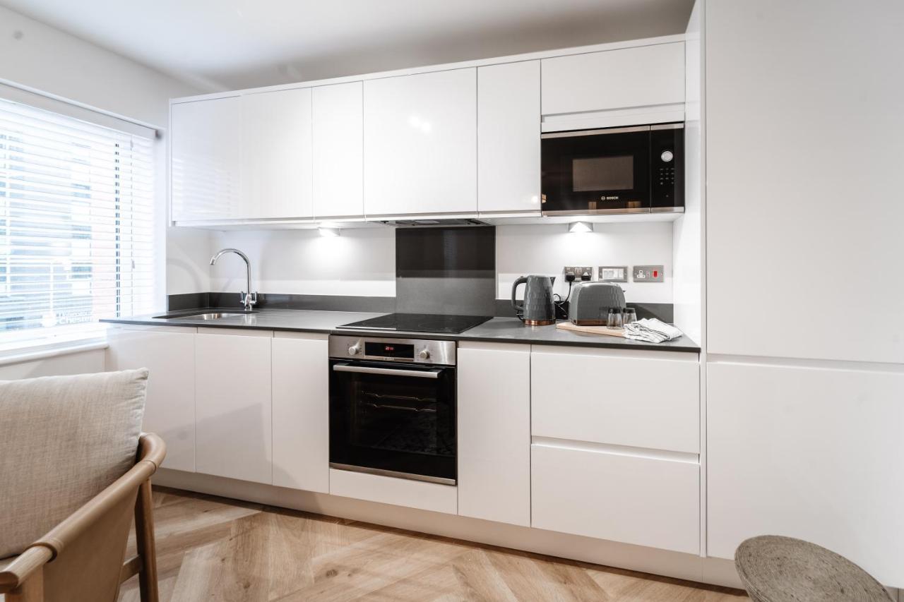 Royal House Stylish Apartments - Chester Esterno foto